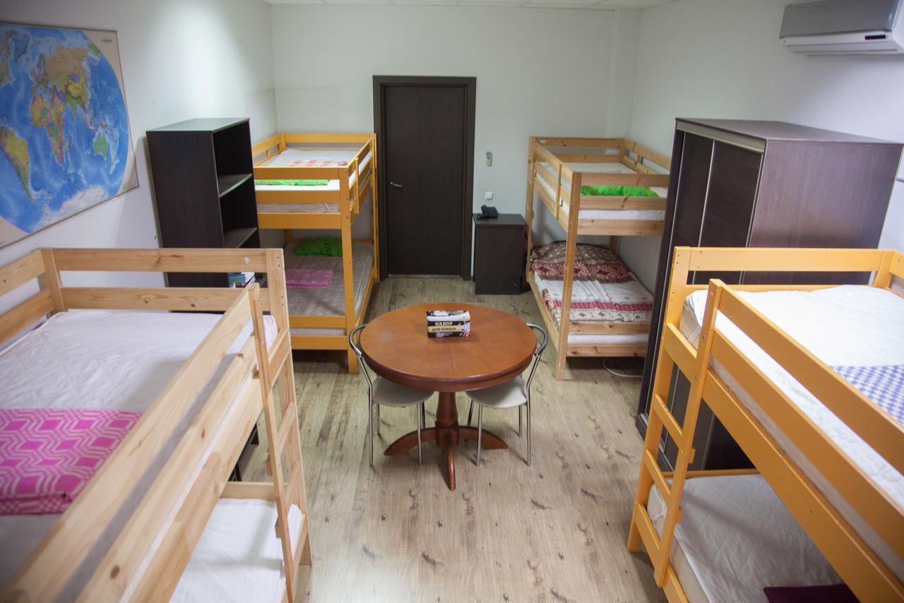 Gde Spat Hostel Ekaterinburg Bagian luar foto